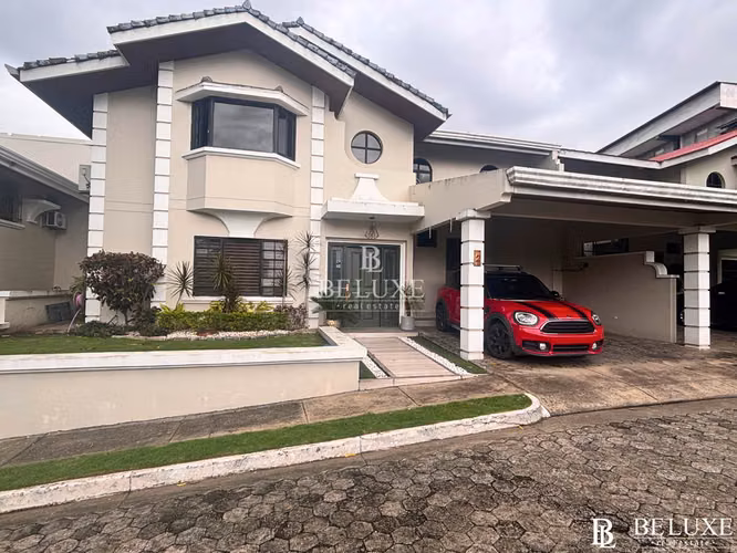 VENTA DE CASA EN RESIDENCIAL CERRADO EN HATO PINTADO (17)