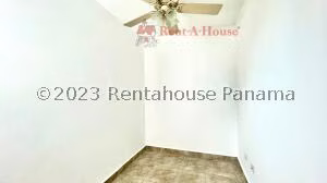 Venta de Apartamento con 235m2 en Punta Pacifica PH Pacific Sea 25-4227SR