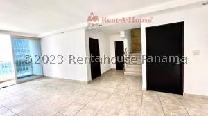 Venta de Apartamento con 235m2 en Punta Pacifica PH Pacific Sea 25-4227SR