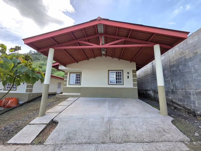 VENTA CASA EN ARRAIJÁN CERCA DE CERRO TIGRE (GS) - Imagen 1