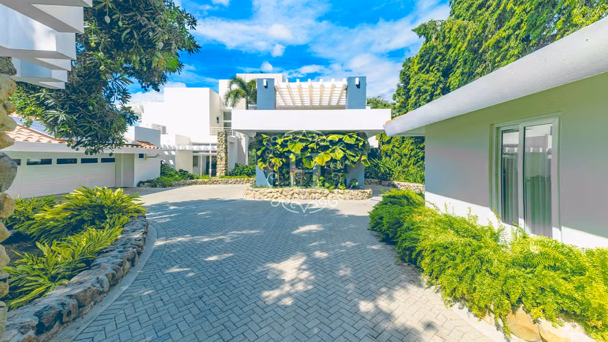 Modern Coastal Retreat in Punta Barco’s Most Exclusive Gated Community