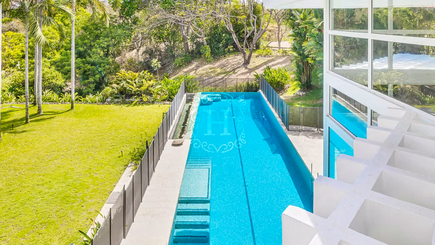 Moderno Oasis en la Riviera Pacifica en la Comunidad Cerrada Más Exclusiva de Punta Barco