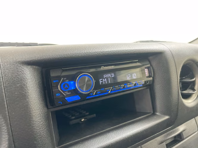 NISSAN URVAN - 2024 - HUX - Automarket - Imagen 8