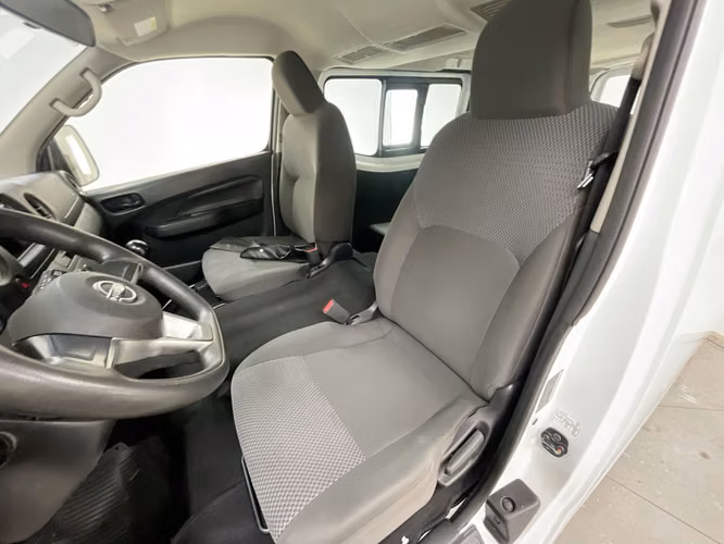 NISSAN URVAN - 2024 - HUX - Automarket - Imagen 5