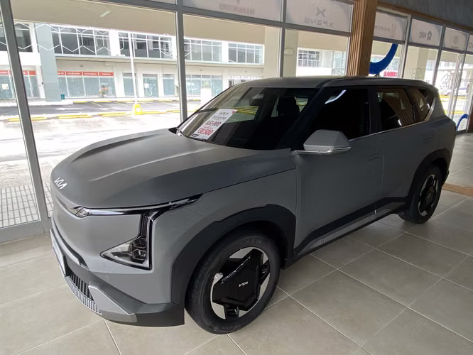KIA EV5 2025 Electrico | Autonomía 530 km Gris Mate