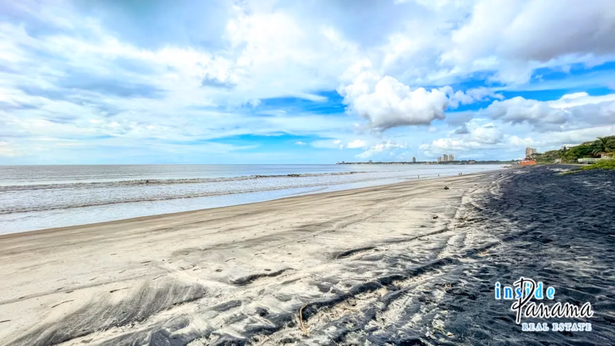 Exclusivo Terreno Frente al Mar en Playa Malibú Chame Panamá - Imagen 9