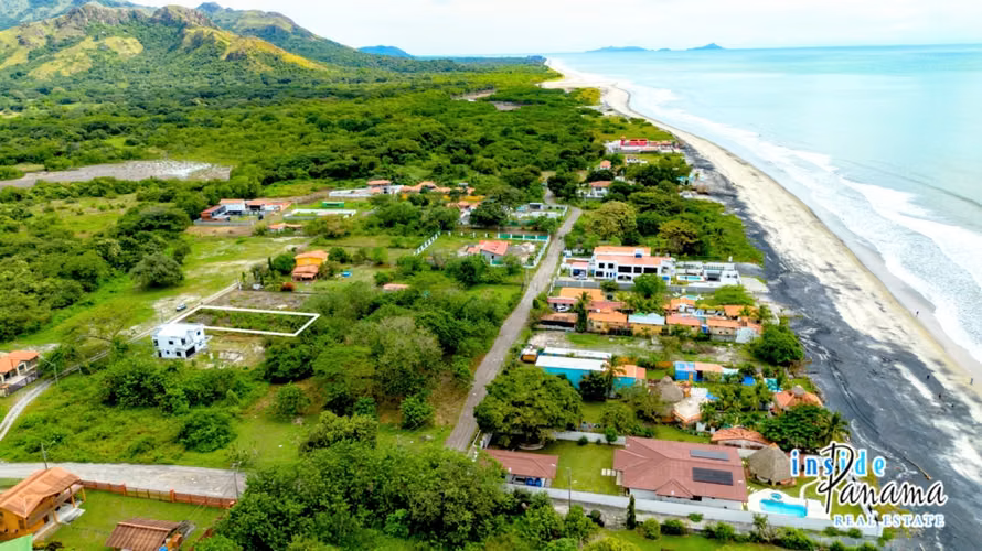 Exclusivo Terreno Frente al Mar en Playa Malibú Chame Panamá - Imagen 4