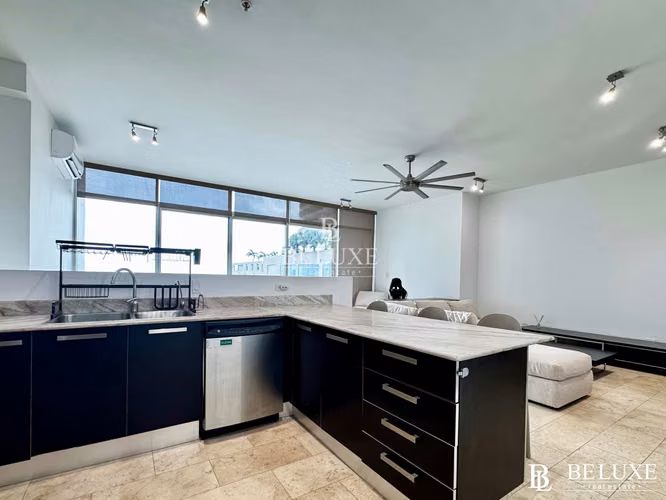 VENTA DE APARTAMENTO AMOBLADO PH PACIFIC VILLAGE, PUNTA PACÍFICA (1)