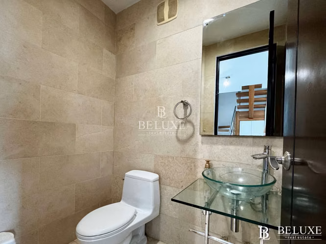 VENTA DE APARTAMENTO AMOBLADO PH PACIFIC VILLAGE, PUNTA PACÍFICA (1)