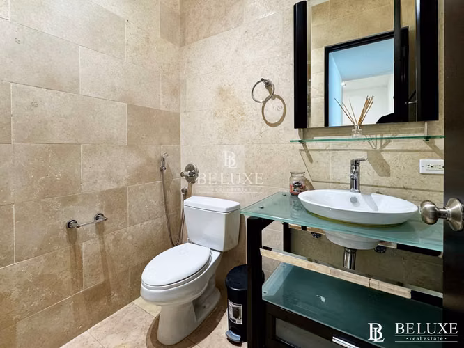 VENTA DE APARTAMENTO AMOBLADO PH PACIFIC VILLAGE, PUNTA PACÍFICA (1)