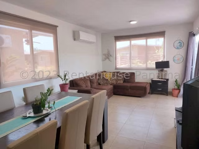 Casa de Playa Coronado C  Paradise GM