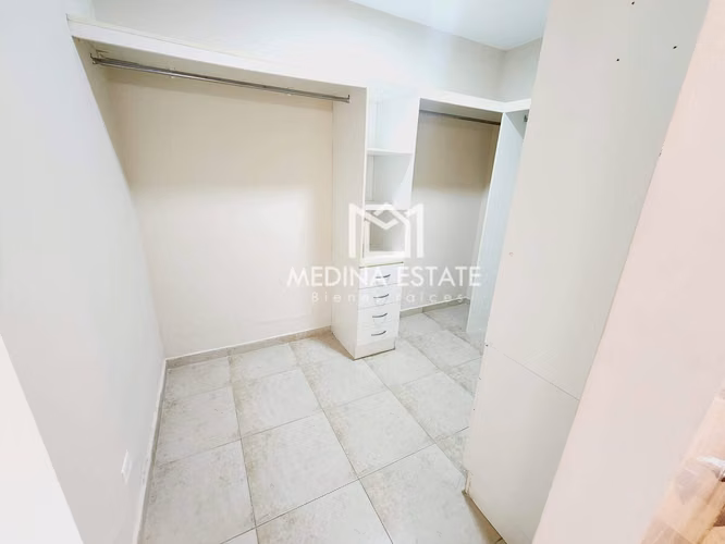 Venta – RESIDENCIA CON LÍNEA BLANCA EN CLAYTON VILLAGE 3 HABITACIONES