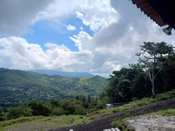 Casa-Terreno en Altos el Maria