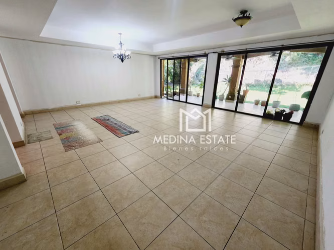 VENDO – ESPECTACULAR CASA FAMILIAR EN CLAYTON EMBASSY CLUB  4 RECÁMARAS