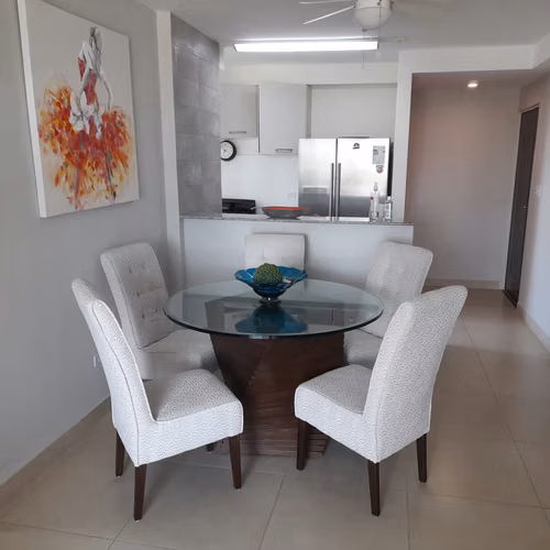 Se vende apartamento en Ph Solé, Pueblo Nuevo