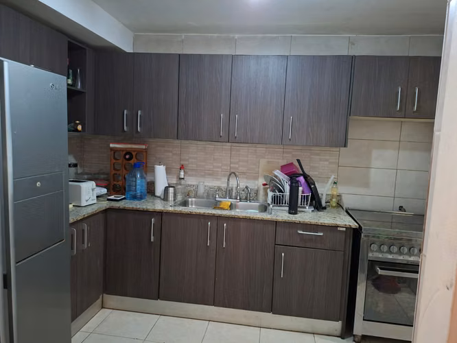 Melissa Foster Luxury Vende Casa de Dos Niveles en Dorado Lake – MFR1798 - Imagen 10