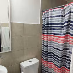 Apartamento 2 recamaras 2 baños alquilado Carrasquilla - Imagen 9