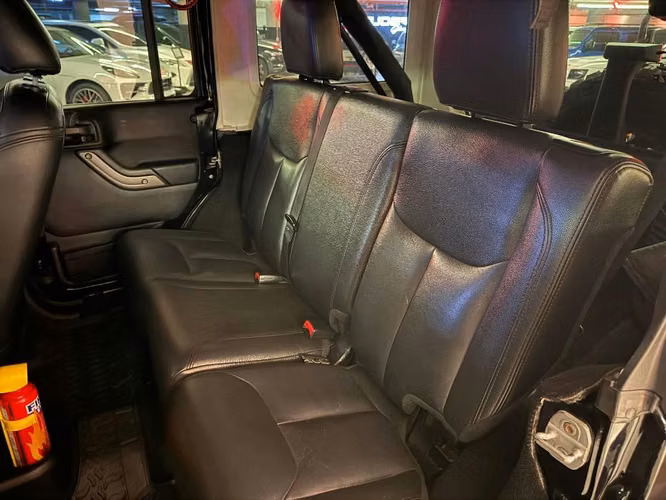 Jeep Wrangler Sahara JK 2013