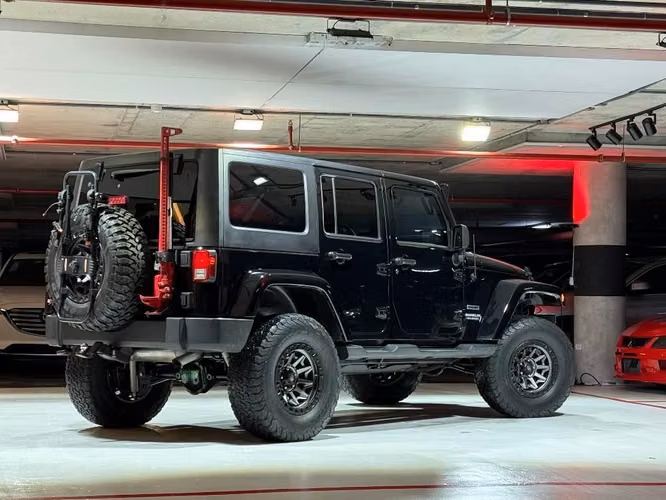 Jeep Wrangler Sahara JK 2013