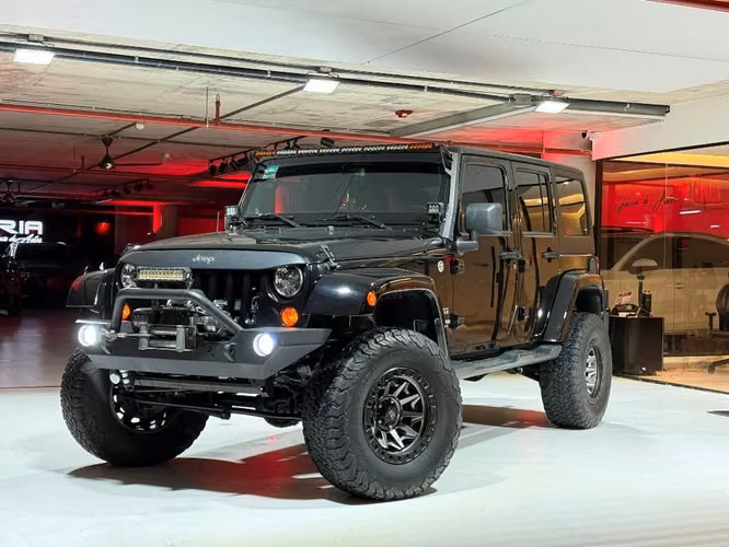 Jeep Wrangler Sahara JK 2013