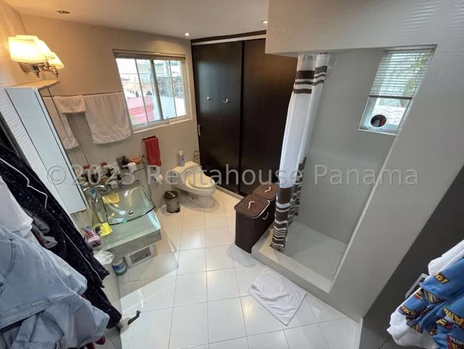 Venta de Casa en Villa de las Fuentes Mts2: 389 PD