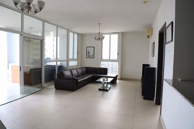 Apartamento en Venta Cerca del Parque Omar, en San Francisco