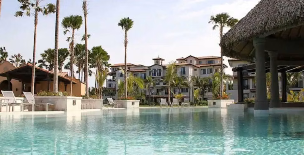 ENCANTADOR APARTAMENTOL EN BUENAVENTURA