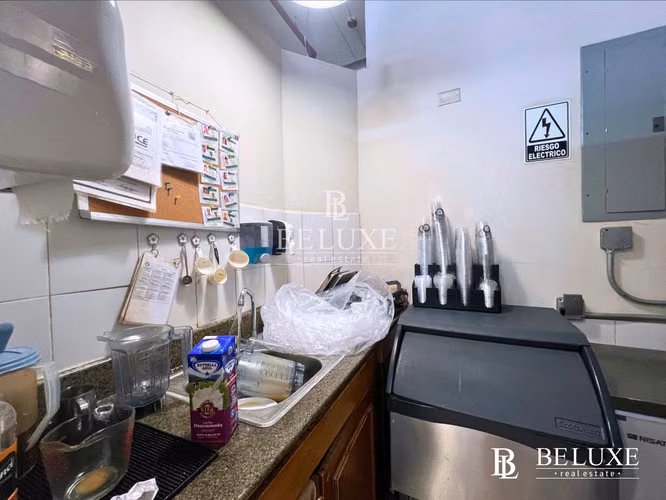 ALQUILER DE LOCAL COMERCIAL EN PLANTA BAJA, SAN FRANCISCO (P) (8)