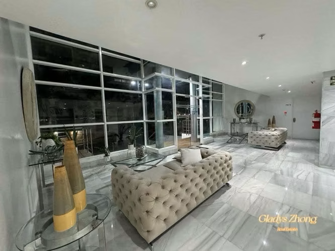 Venta de apartamento en Plaza Edison, Ph Elmare