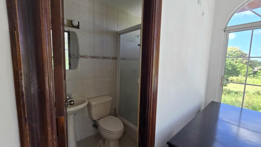 Beachfront 4BR House for Rent – Playa Malibu, Nueva Gorgona