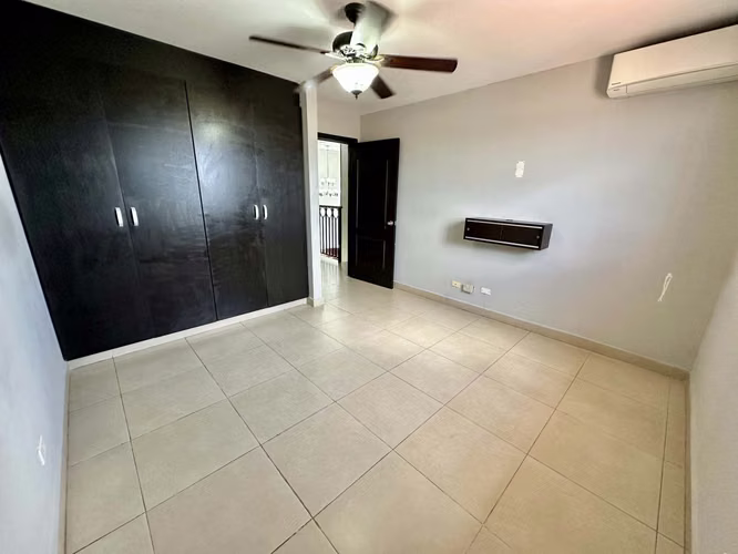 Se vende casa en Altos de Panamá, Bosque de La Cibeles