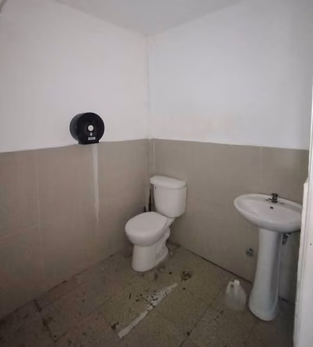 En venta - Locales Comerciales PH Crystal Plaza Mall, Los Pueblos