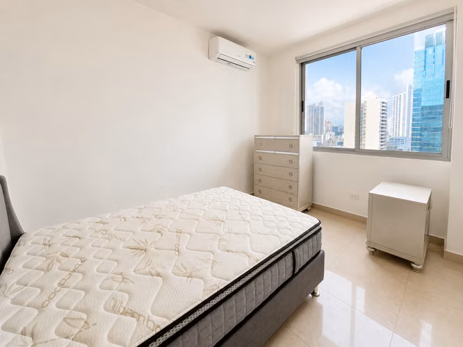 Alquiler de Apartamento en Obarrio, PH Galería Uno, 169m2