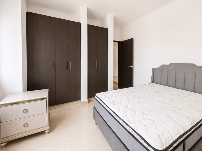 Alquiler de Apartamento en Obarrio, PH Galería Uno, 169m2