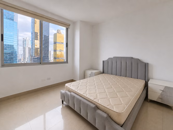 Alquiler de Apartamento en Obarrio, PH Galería Uno, 169m2
