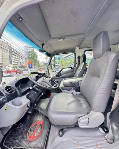 CAMION HINO DUTRO 2023