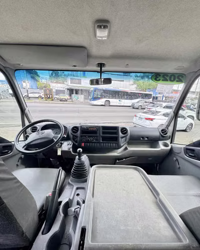 CAMION HINO DUTRO 2023