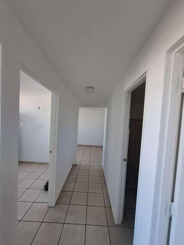 Vendo Apartamento en PH Plaza Valencia - Ideal para Inversión - Imagen 9