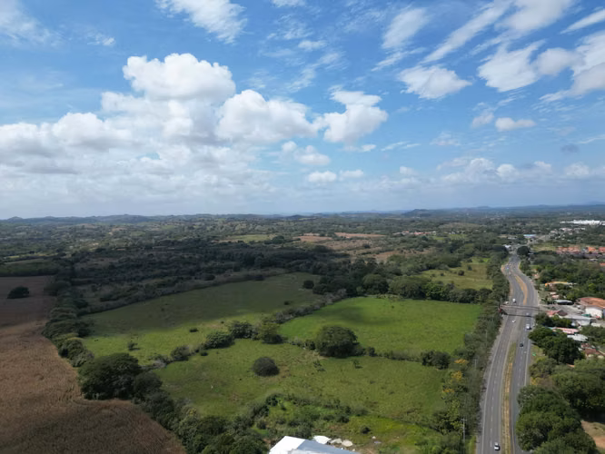 Gran oportunidad de inversión – 62.8 hectáreas sobre vía principal en Los Santos