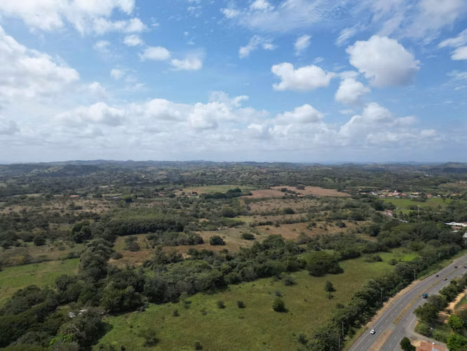 Gran oportunidad de inversión – 62.8 hectáreas sobre vía principal en Los Santos
