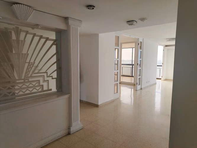 SE VENDE APARTAMENTO EN PH WINSTON CHURCHILL