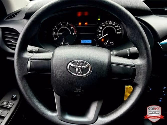 TOYOTA HILUX 4X4 DOBLE CABINA 2026 - Imagen 10