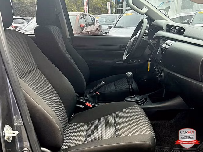 TOYOTA HILUX 4X4 DOBLE CABINA 2026 - Imagen 8