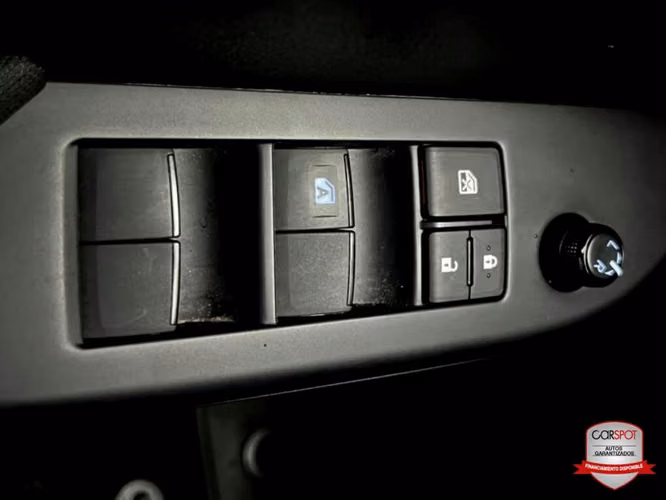 TOYOTA HILUX 4X4 DOBLE CABINA 2026 - Imagen 13