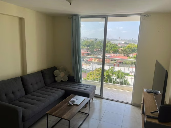 VENDO APARTAMENTO EN PH  MYSTIC BLUE 82,000