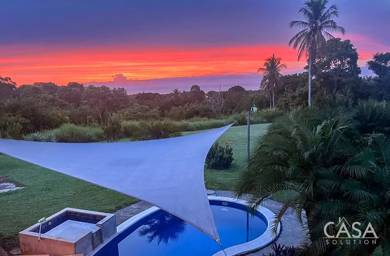Propiedad Con Vista Al Océano, Casita Y Piscina En Puerto Armuelles - Imagen 4
