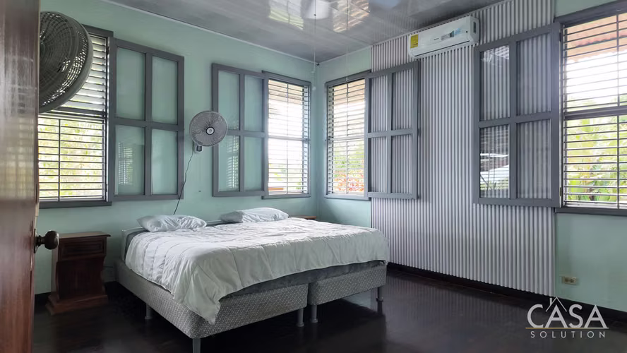 Propiedad Con Vista Al Océano, Casita Y Piscina En Puerto Armuelles - Imagen 17