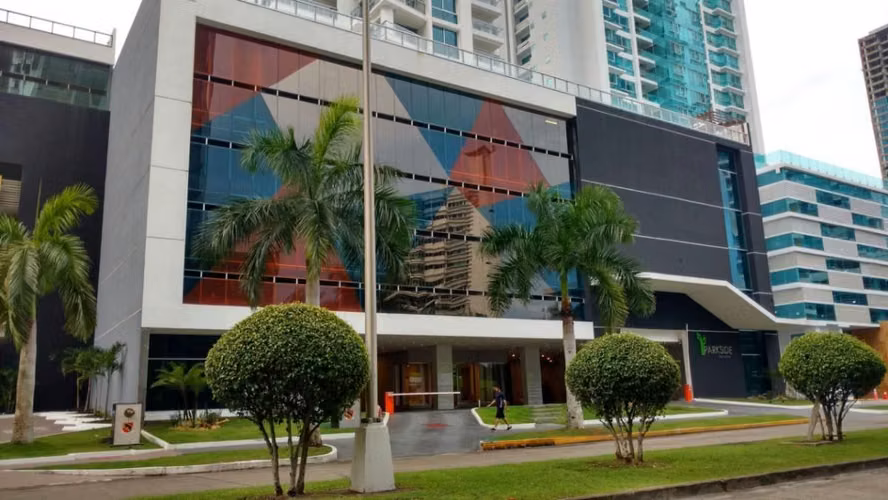 Alquiler Costa del Este | PH Parkside Vista al Mar – $2,300