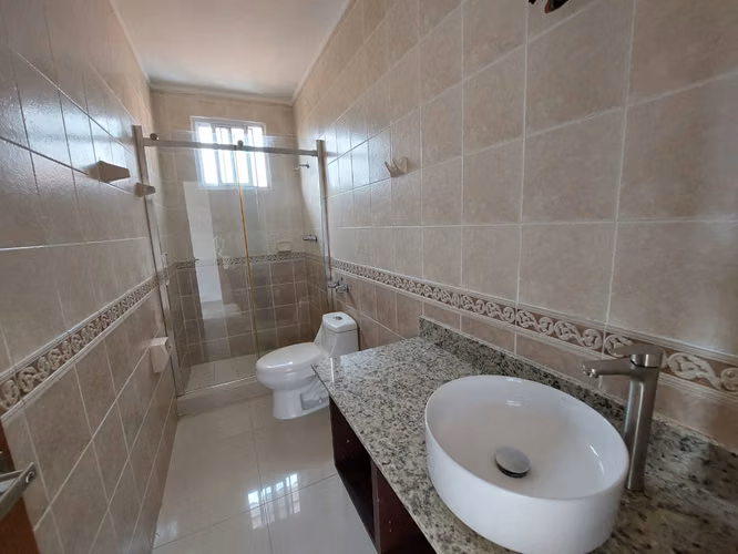 El Doral, El Bosque, Casa nueva en Venta.