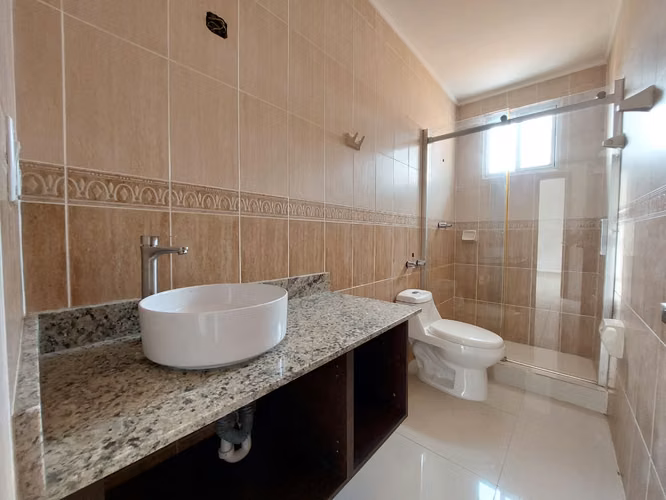 El Doral, El Bosque, Casa nueva en Venta.